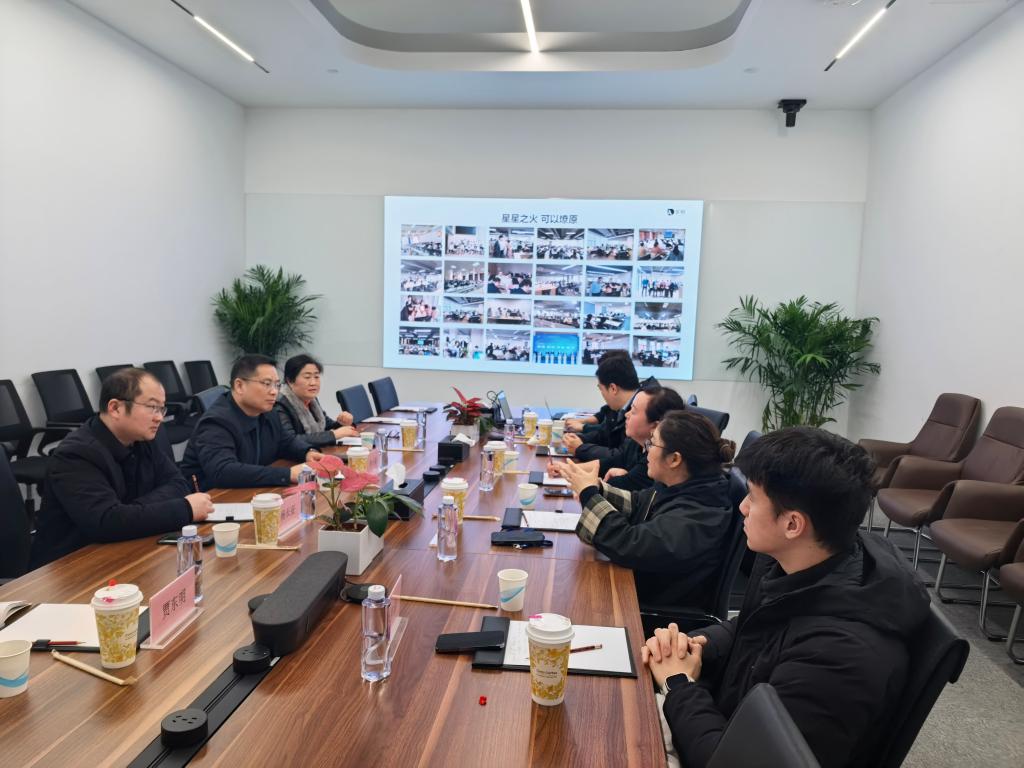 副校长李小强带队赴河南多鲸信息技术有限公司（武汉基地）访企拓岗